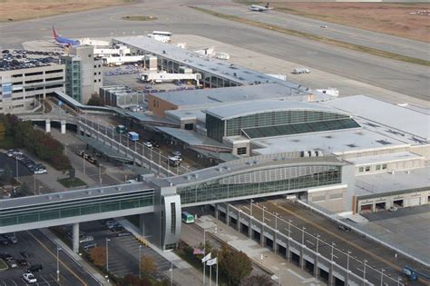 T.f. green airport - T. F. Green Airport terminals. T. F. Green Airport has one main passenger terminal, with 2 concourses: North and South. There is one PVD Airport military lounge located before …